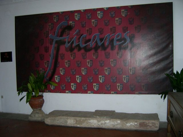 entradapalaciofucares11